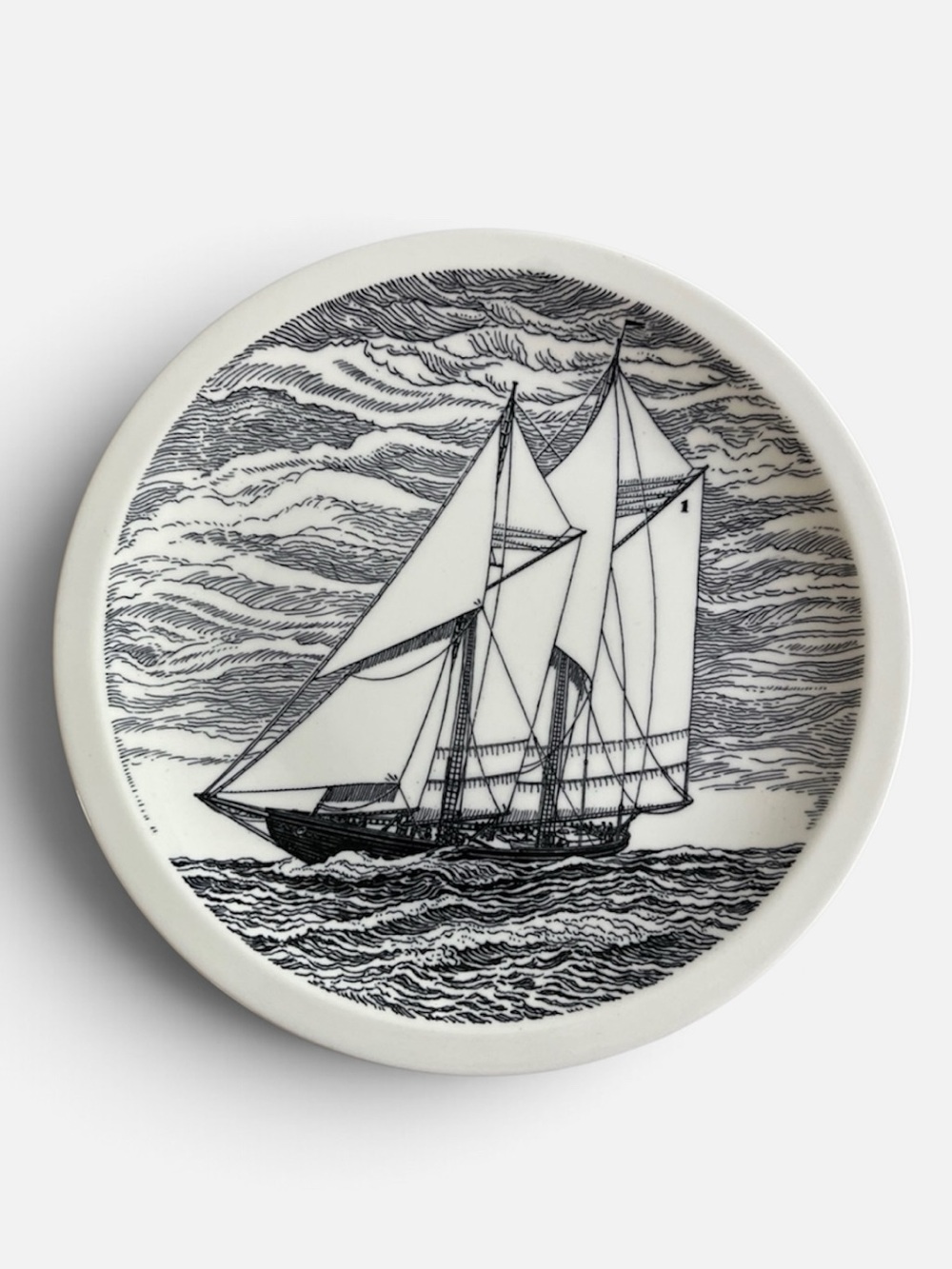 Wedgwood Bluenose Plate Historical Canadian Vessels Rowley Murphy Schooner 1956.